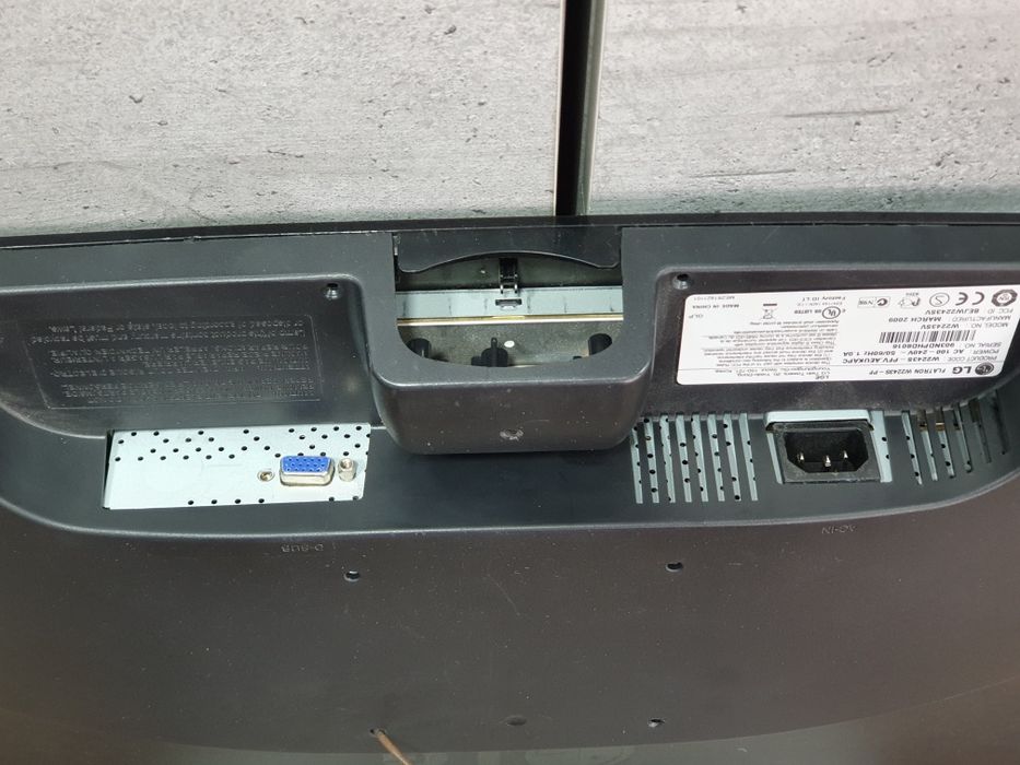 Монитор LG Flatron "W2243SV"