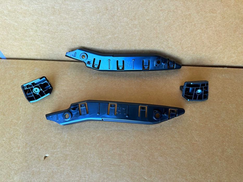 Tesla Model Y крепление переднего бампера внутренний