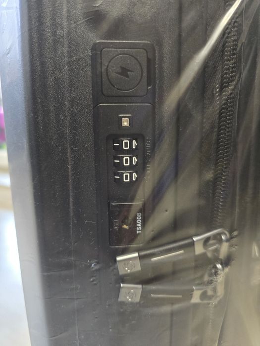 Walizka Samsonite Nuon 55x40x20 (23) NOWA