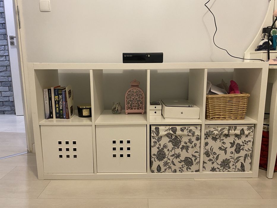 Regal duzy ikea z pojemnikami