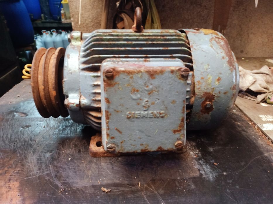 Motor da Siemens, trifásico de puxar qualquer máquina