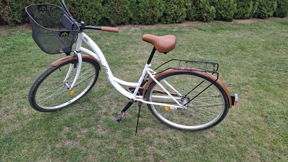 Rower damka  koła 28 "