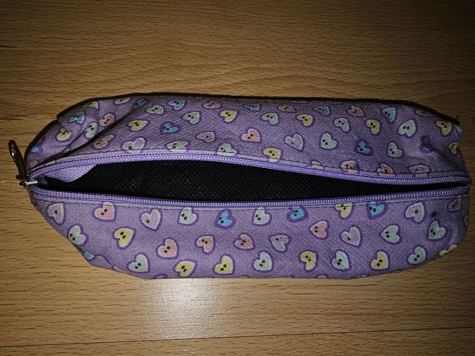 Estojo em excelente estado