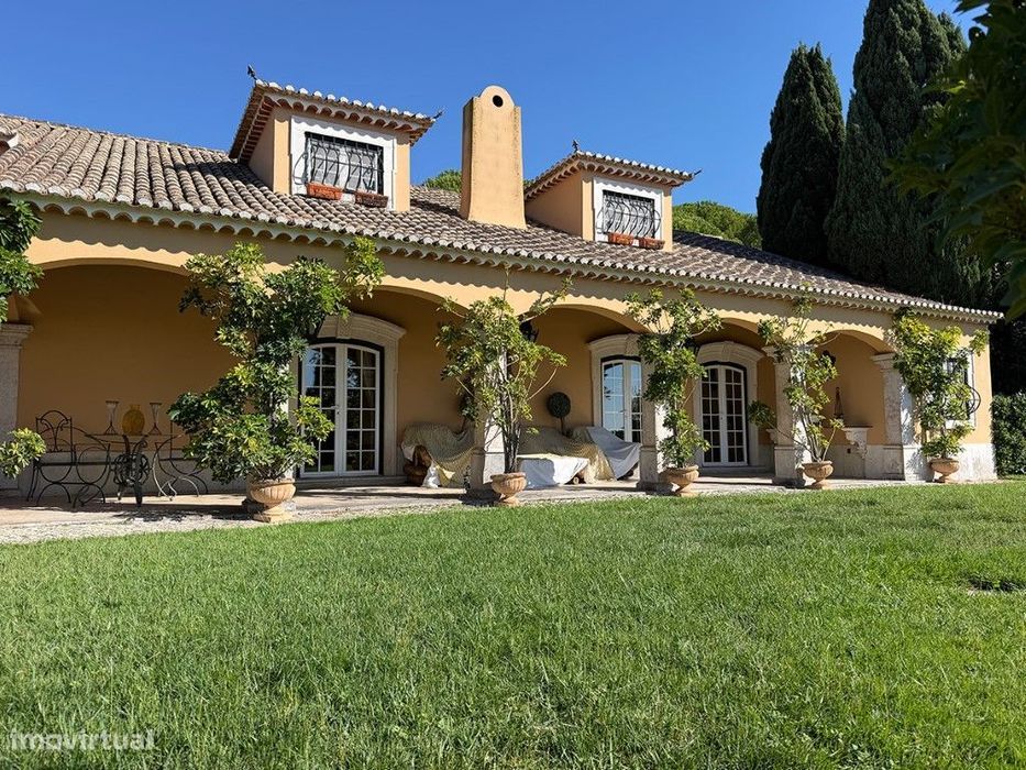 Quinta De Prestígio Na Serra Da Arrábida