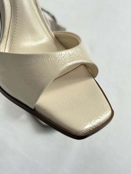 Босоніжки на підборах ZARA 35 розмір /22.8см