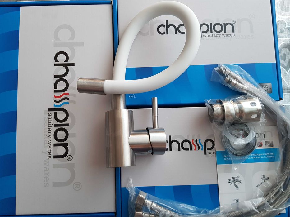 Смеситель змішувач для кухни CHAMPION SUS-011 REFL Black White Gray