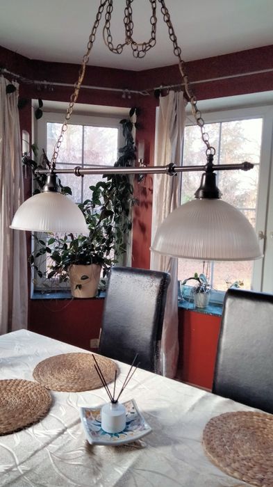 Żyrandol regulowany