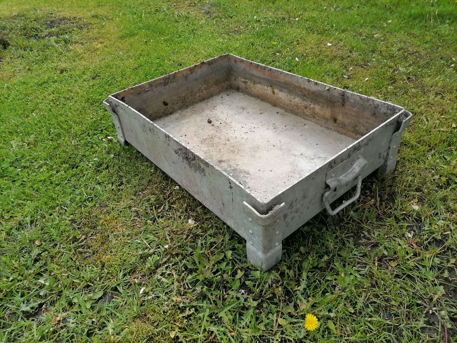 Kuweta, skrzynia aluminiowa 60cm x 45cm.