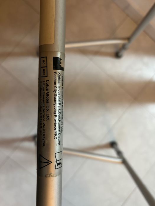 Andarilho ajustável