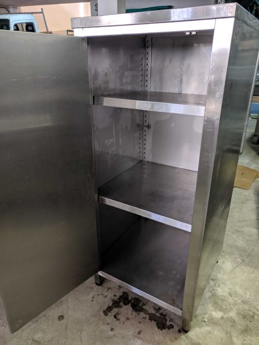 Armário vertical fundo louceiro totalmente em aço inox 70cm