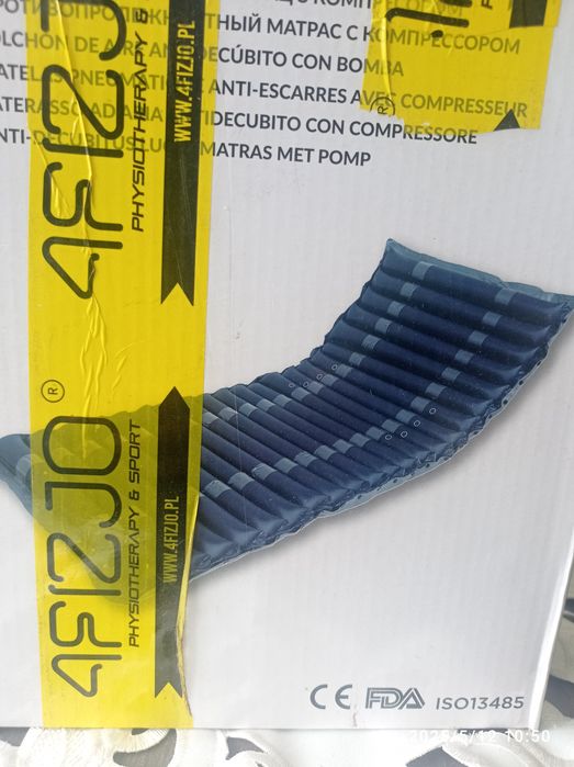 Materac przeciwodleżynowy z pompą