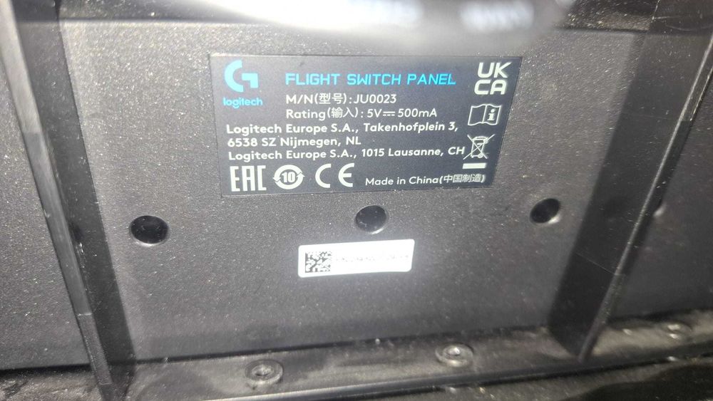 Logitech Quadrant Throttle, Yoke e Switch Panel
