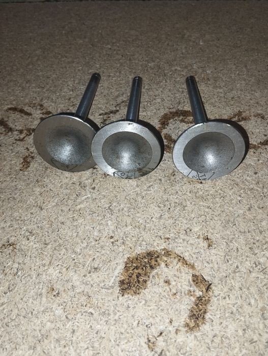 Клапаны головки блока Газ21, Газ69, Уаз469, Газ53, Газ66, Газ24