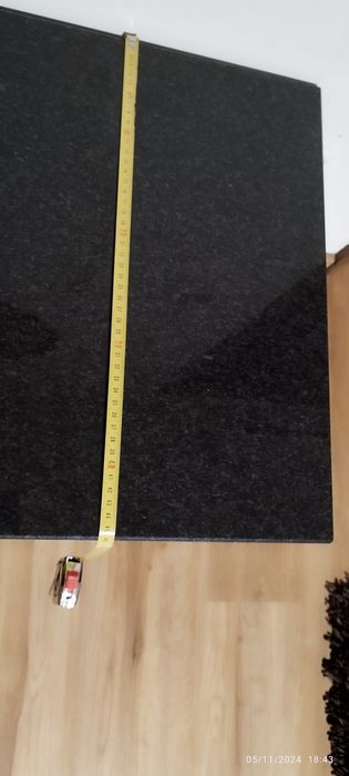 Mesa de centro  em excelente estado.