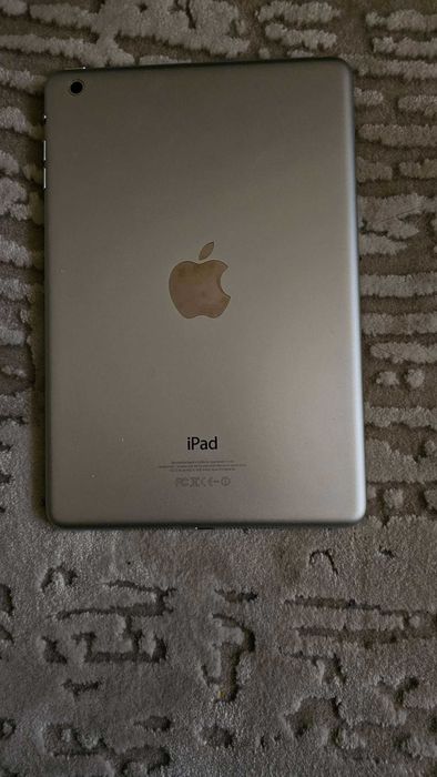 IPad mini A1432 Wi-Fi 16Gb space grey