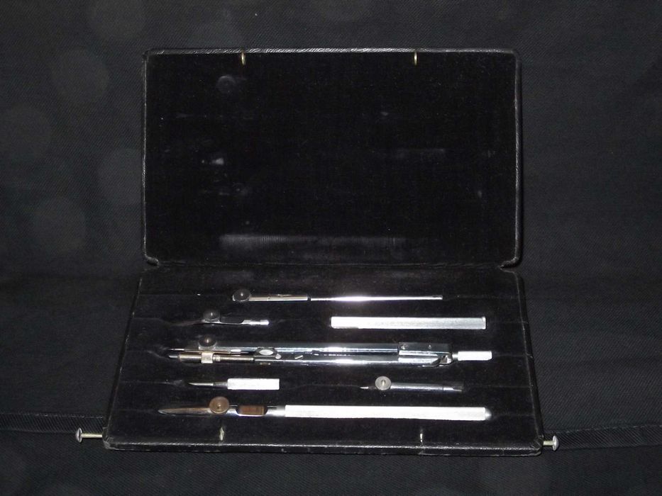 Compasso com estojo Kern Vintage Desenho