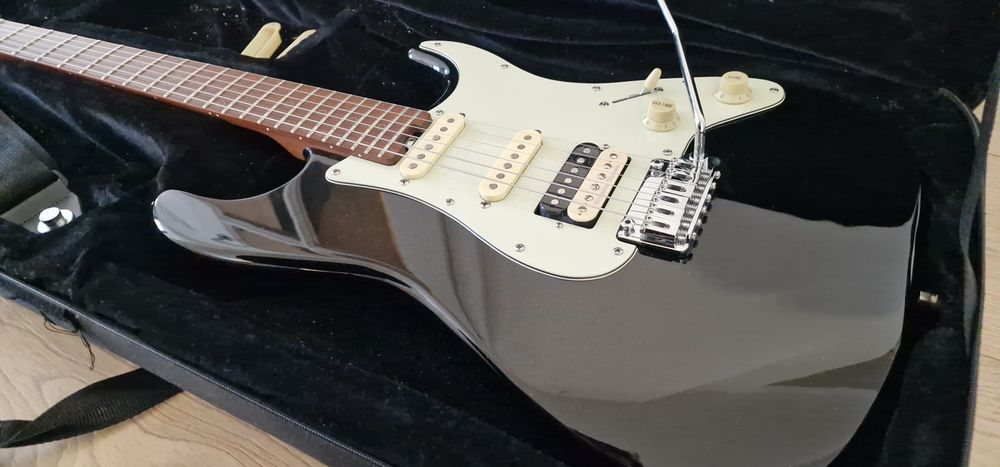 Schecter Nick Johnston
