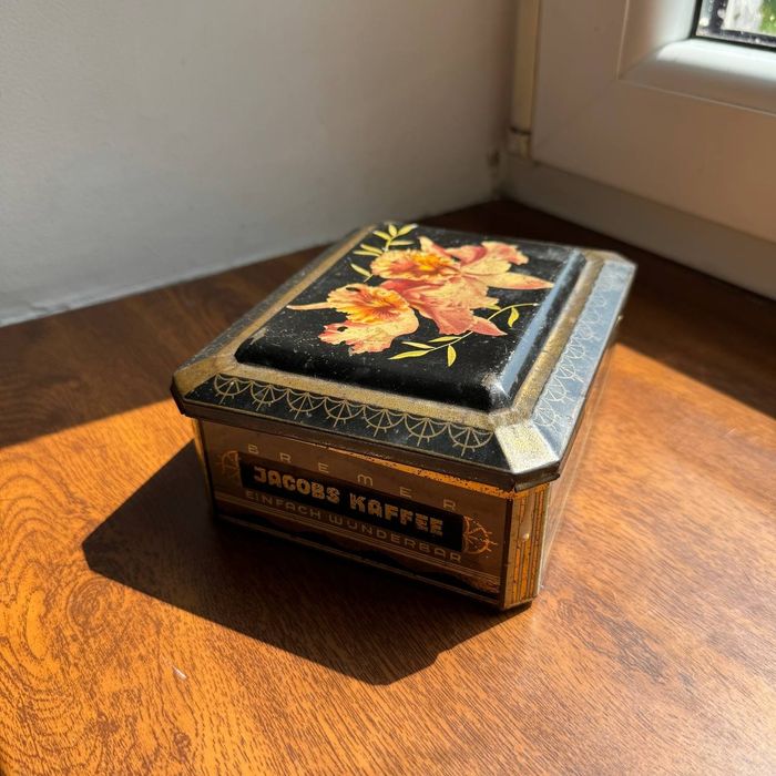Stara Puszka po kawie Jakobs Art Deco