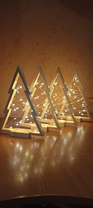 Ялинка з підсвіткою