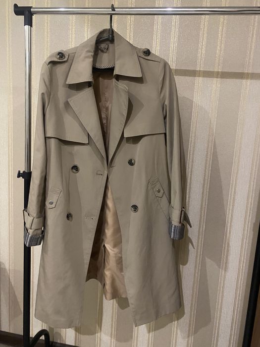 Тренч, плащ, верхній одяг