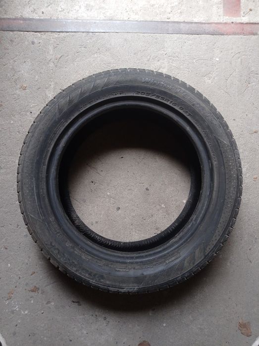 Шини і диски автомобільні r. 15,16,18