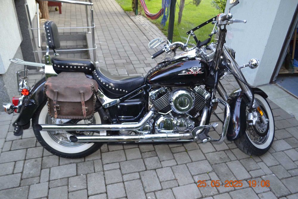 Yamaha XVS 650 cobra drag star