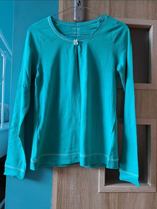 Nowa bluzka od piżamy