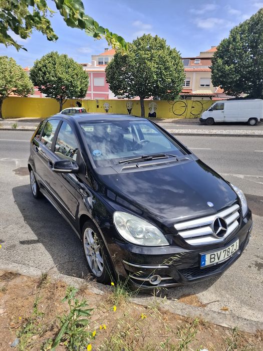 Vendo Mercedes B 180 CDI