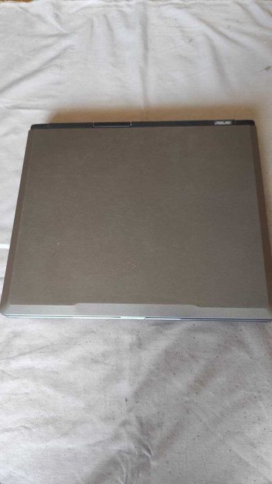 Ноутбук Asus A3000