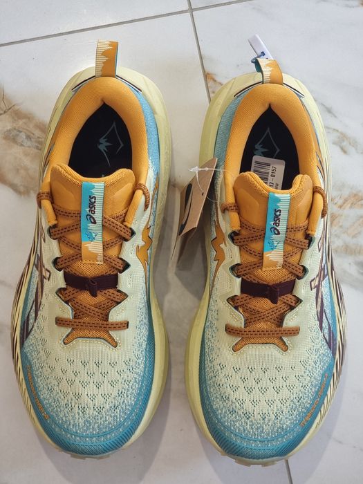 Оригінал 100% Чоловічі кросівки Asics Trabuco Max 4   EUR 42