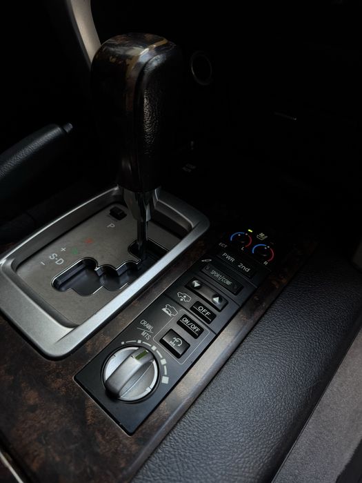 Продам автомобіль Land Cruiser 200 FL РЕСТ