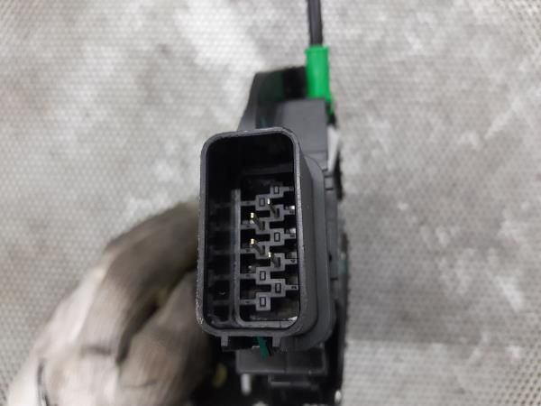 Fechadura / fecho porta frente direito FORD Ka+