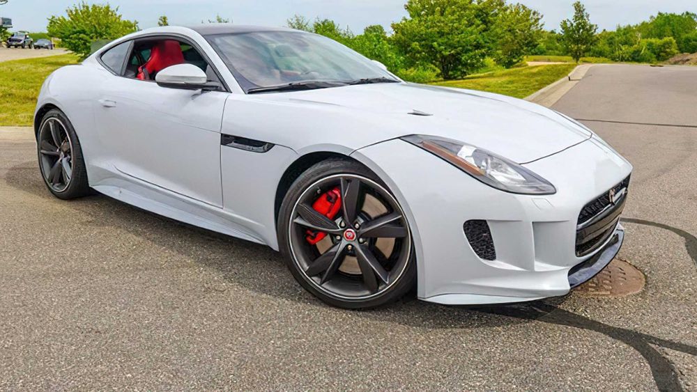 Jaguar F-TYPE      2016