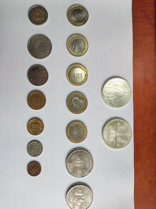 Moedas Escudos, Pesetas, Francos, Dinars, Real
