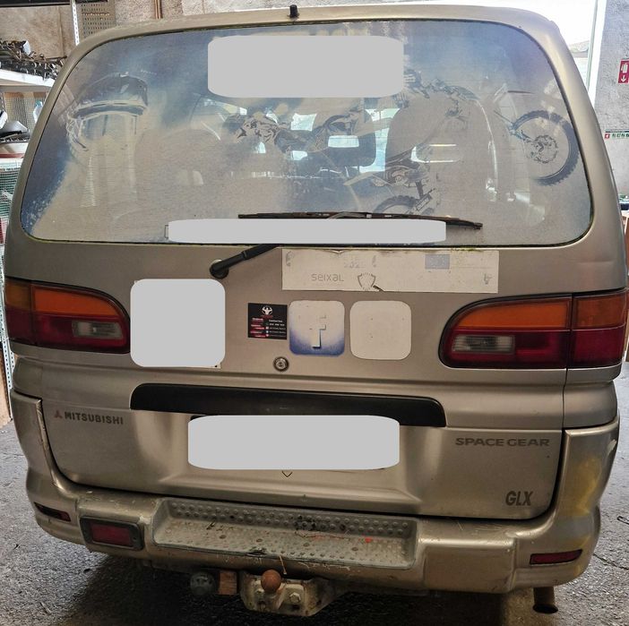 Mitsubishi Space Gear para peças