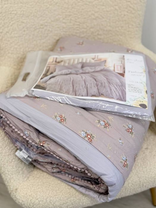 Акция! Комплект постільноі білизни Laura Grand мікросатин дві ковдри