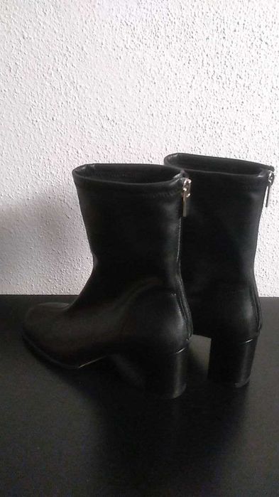 Босоніжки Buffalo  розмір 37