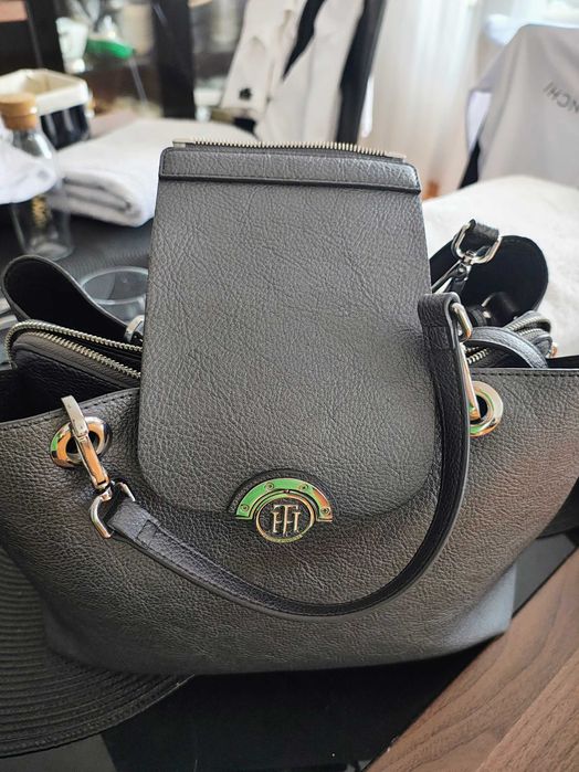 Torebka kuferek Tommy Hilfiger