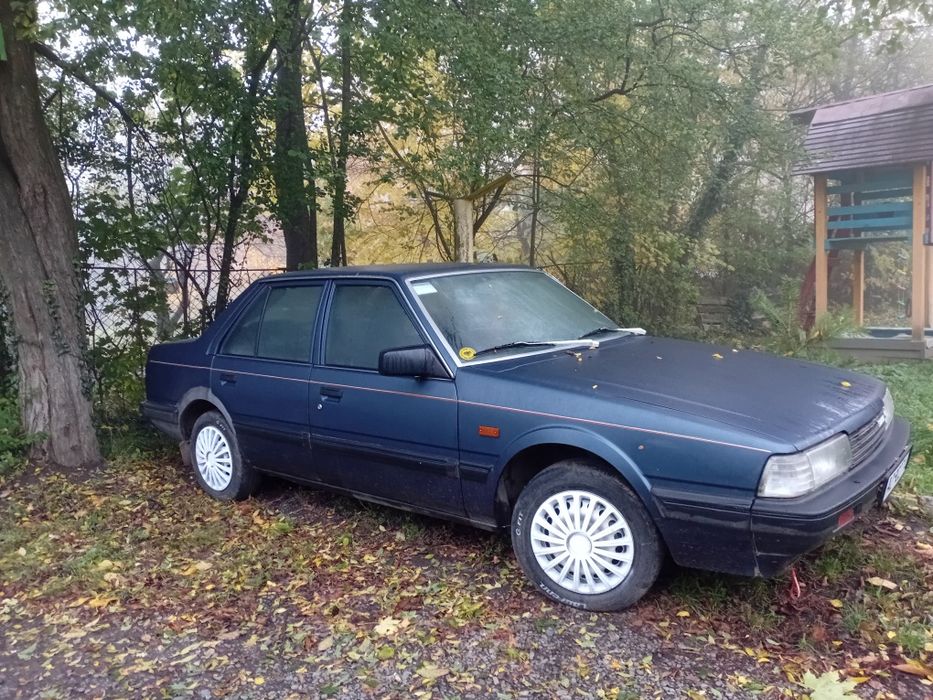 Продам або обміняю Mazda 626 2.0 мазда capella дизель 1986 року машина в гарному стані на ходу,варити не потрібно оброблена анти корозійними сумішами,замінені воздушний фільтр та масляний фільтр,дизельний фільтр,новий акумулятор,салон гарний стан,музика присутня противотуманки,підігрів заднього скла, блокіровка руля
Авто переписується доки в порядку,машинка технічно на ходу  за деталями пишіть або Дзвоніть.
обмін пропонувати на Viber  може бути і ключ на ключ Останні 2 фото як вона мала виглядати під прект))Просто нема часу займатися..(Дзвоніть пишіть домовимося