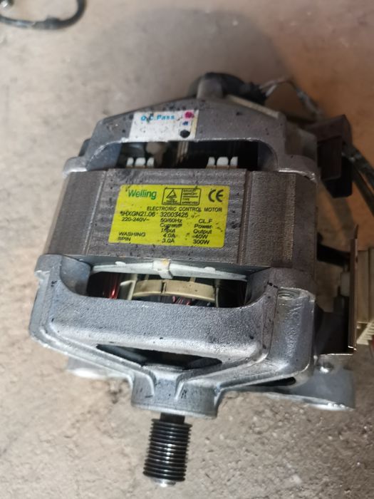 Запчастини до пральної машини SEG  W1042 DB