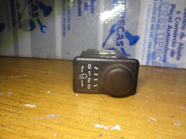 Botão / interruptor de luzes NISSAN Patrol GR V Wagon (Y61)