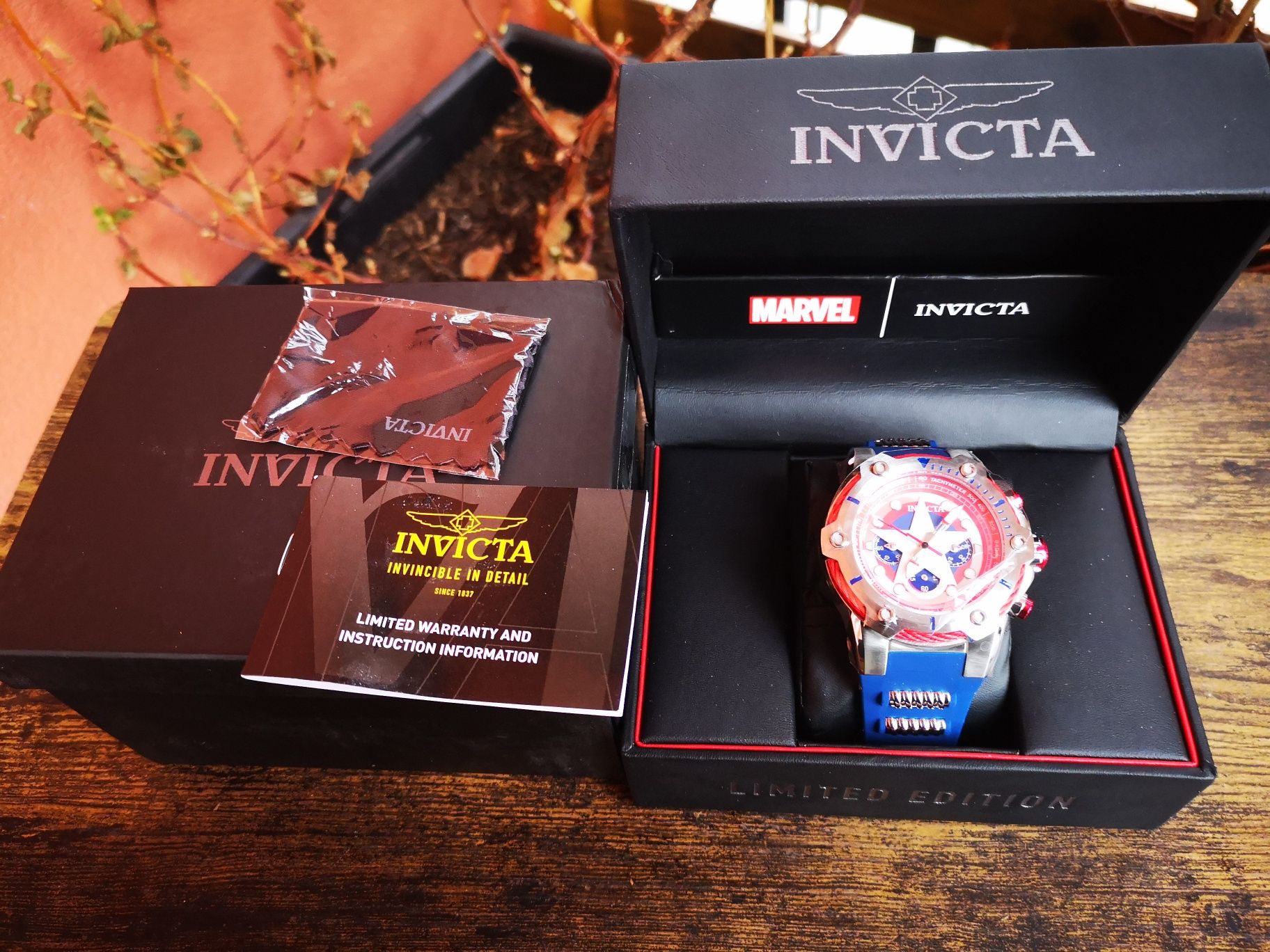 Invicta 26793 deals