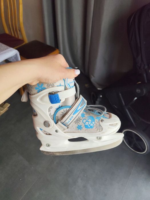 Продам ковзани  дитячі