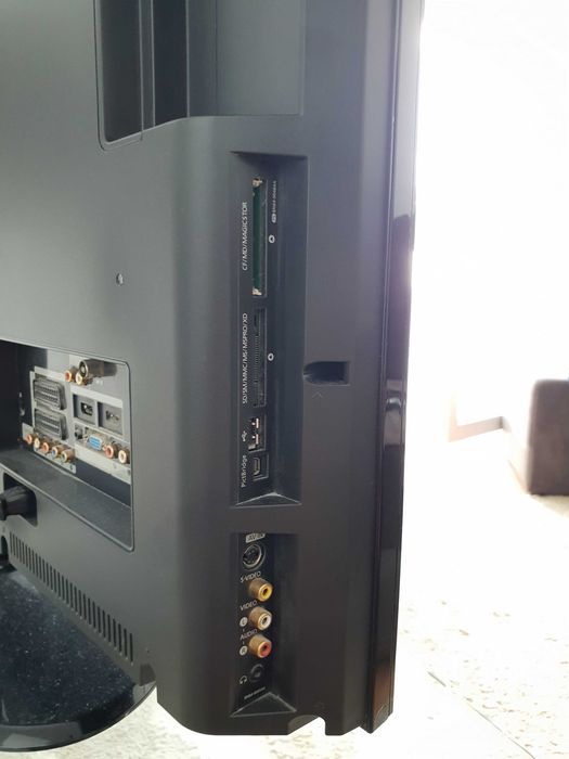 Telewizor Samsung 32 cale (czarny)