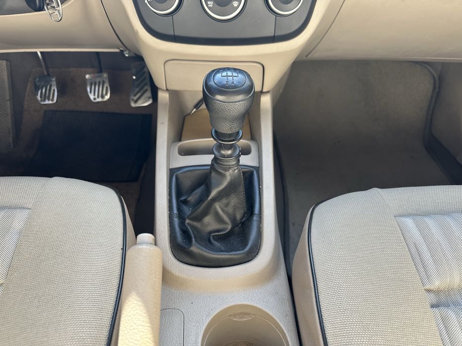 Продам Kia Cerato 2007 1,6 бензин
