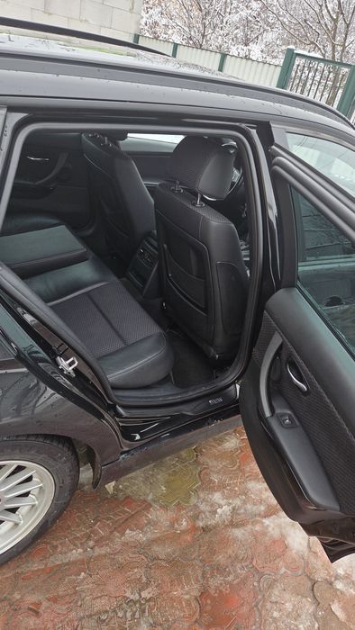 BMW e91 320d 2011рік