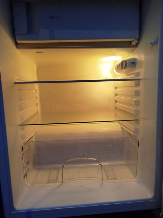 Холодильник б/у в хорошем состоянии с Германії