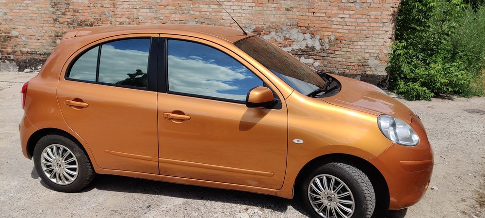 Тонировка авто.тонировка.Поклейка антигравийной пленки на кузов