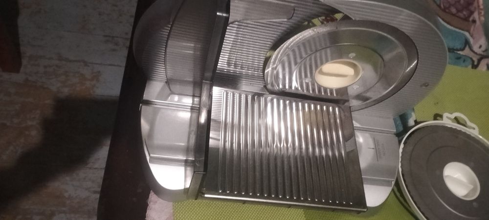 Krajalnica Zelmer tak jak widać na zdjęciach