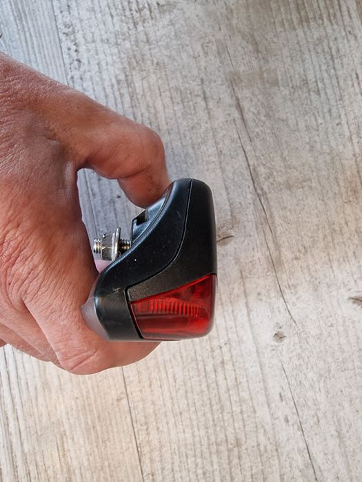 Lampka lampa rowerowa tylna Batavus